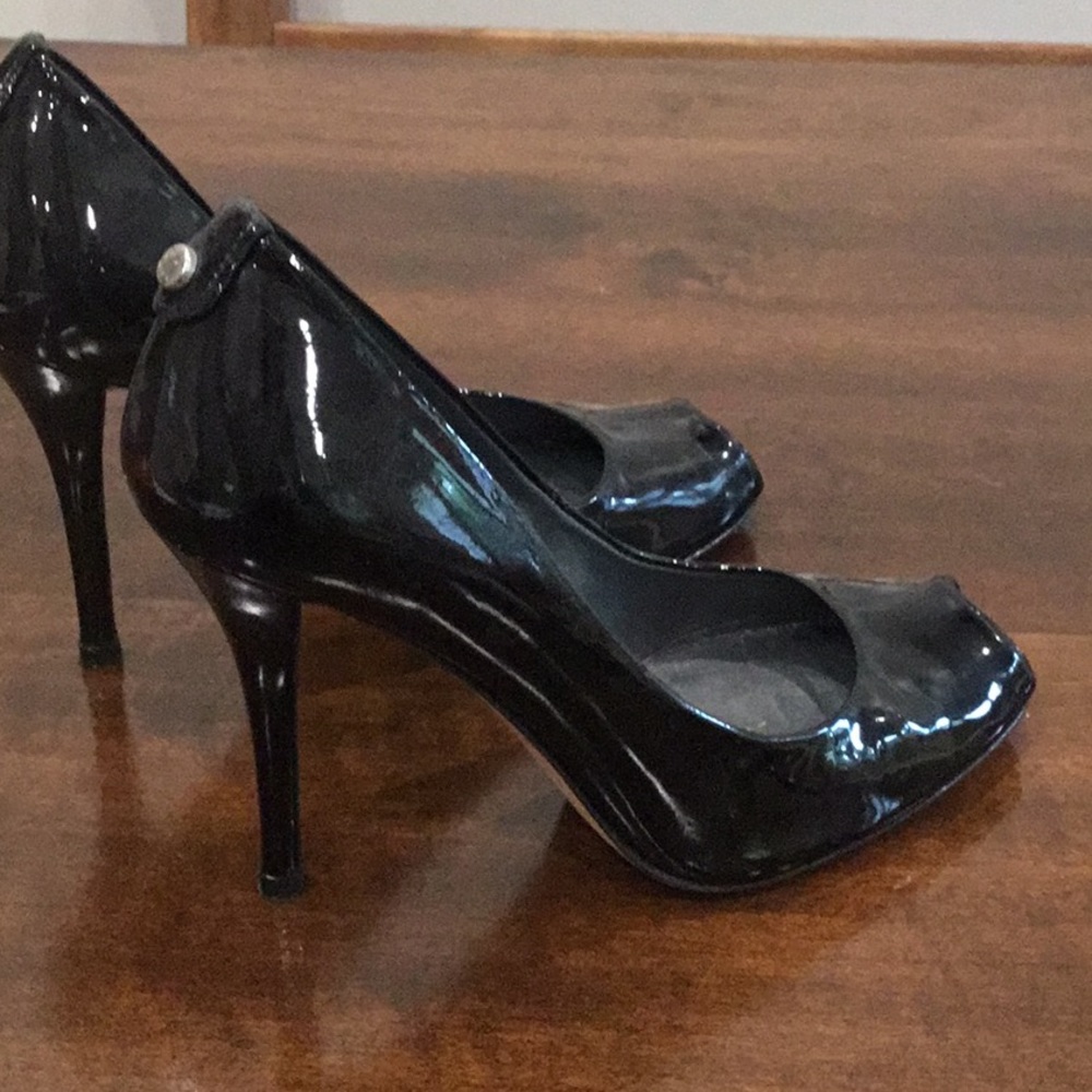 Perfect Condition Stuart Weizmann Size 7. Worn 2 … - image 2